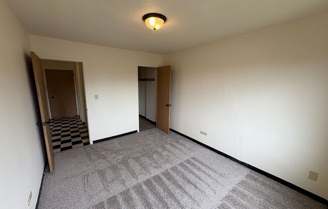 1 bed, 1 bath, 620 sqft, $1,110, Unit 609