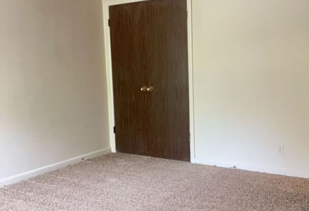 McMurray Apartments and Townhomes