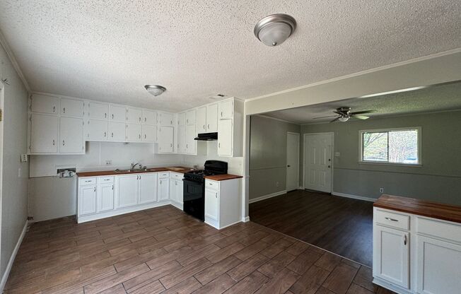 Half off the first Full Months rent! UPDATED HOME WITH OPEN FLOOR PLAN