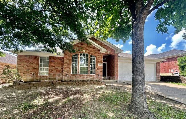 605 DOUGLAS DR