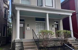 1023 S 1 ST