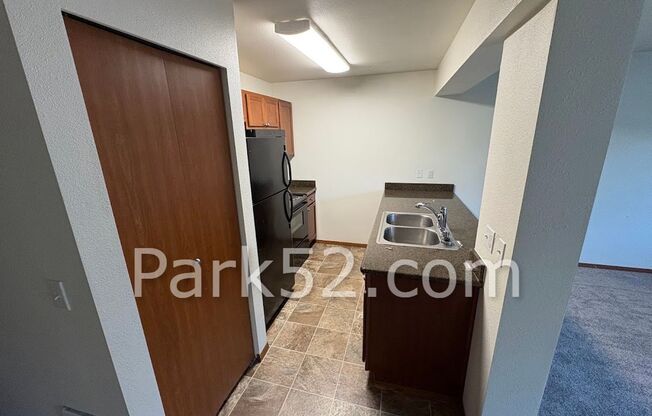 Tacoma 1 Bedroom 2nd Floor Apartment - 630 N Prospect St #17