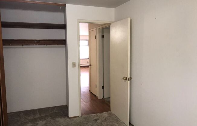 2 beds, 1 bath, 750 sqft, $2,050, Unit 4