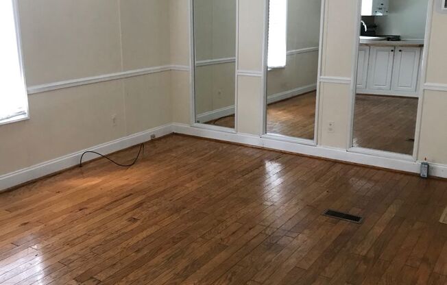 2 bed 2 bath mobile home in country setting.