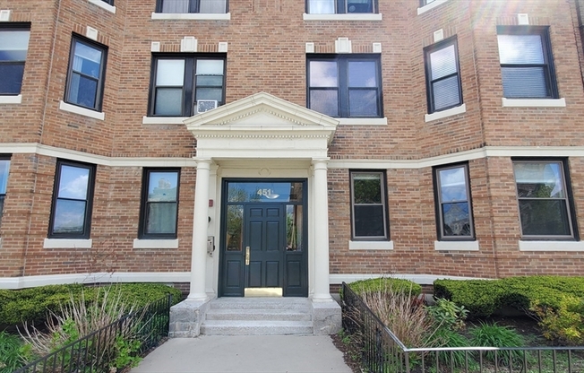 451 Park Dr Apt 4C