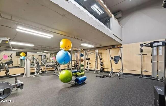 2 beds, 2 baths, 1,056 sqft, $3,900, Unit 532