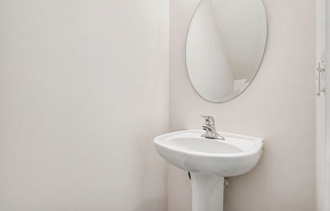 3 beds, 2.5 baths, $2,000