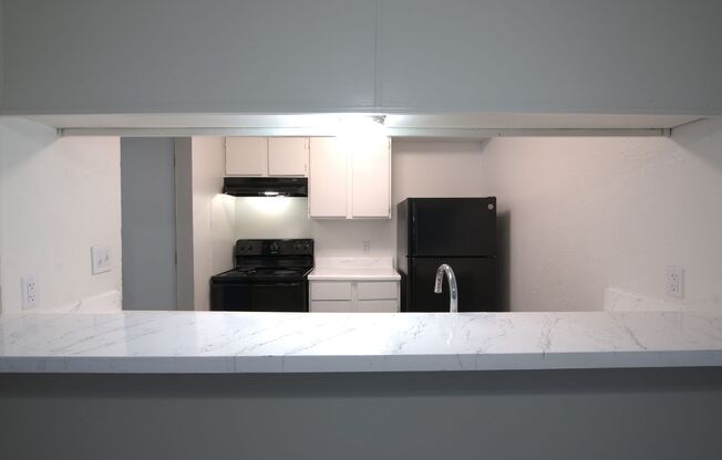 2 beds, 1 bath, 880 sqft, $1,250, Unit 254