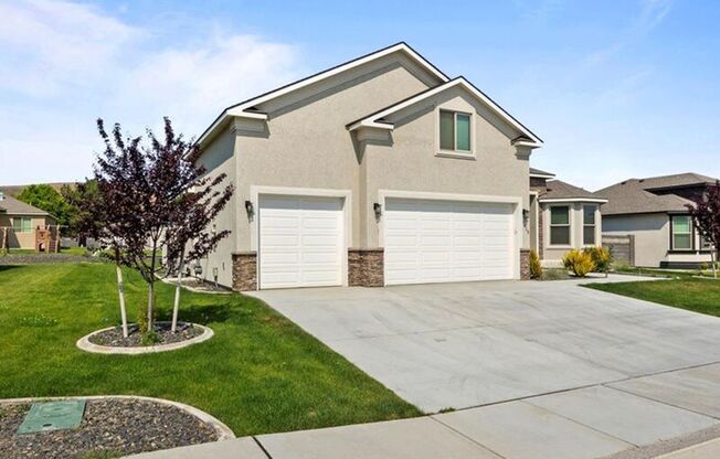 1615 PALERMO AVE