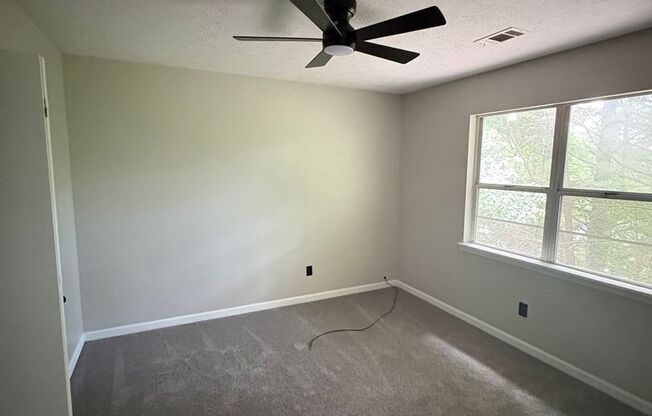 2 Bedroom Townhome in Flowery Branch!