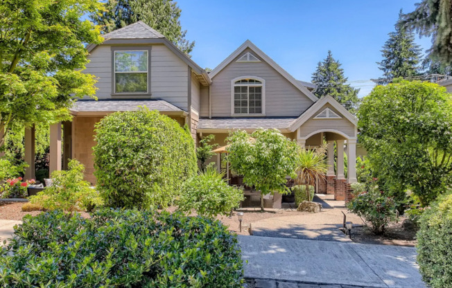 Fabulous Bright Townhome in the Heart of Downtown Lake Oswego.