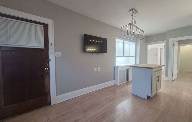1524 N 60 ST
