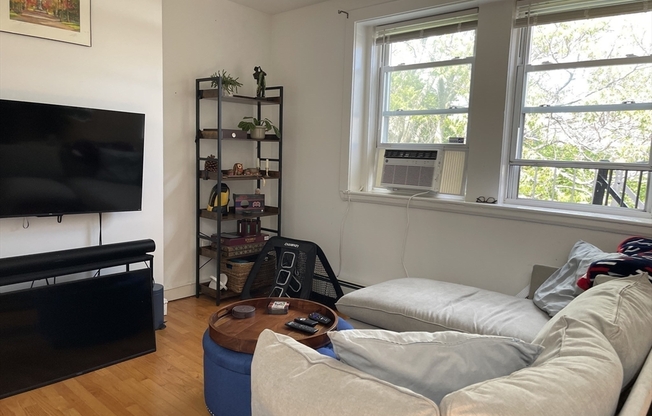 595 TREMONT