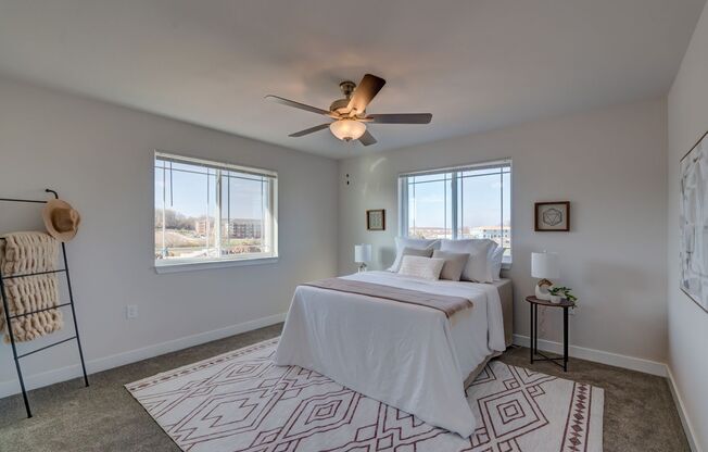 3 beds, 2.5 baths, 1,480 sqft, $3,140, Unit 2667-101