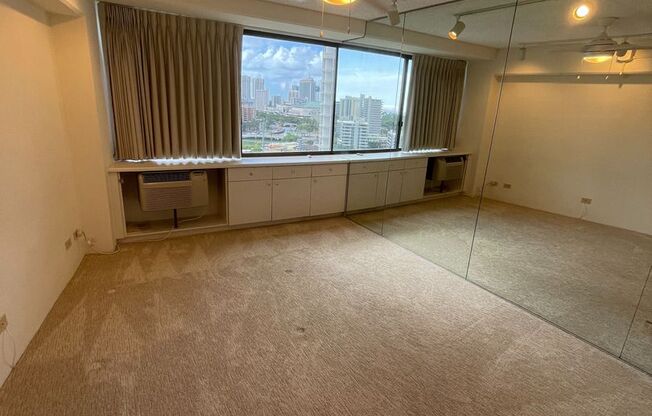 2 beds, 2 baths, $2,700, Unit Marco Polo