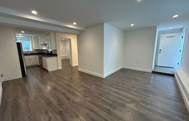 2205-2211 Taylor Street (758r)