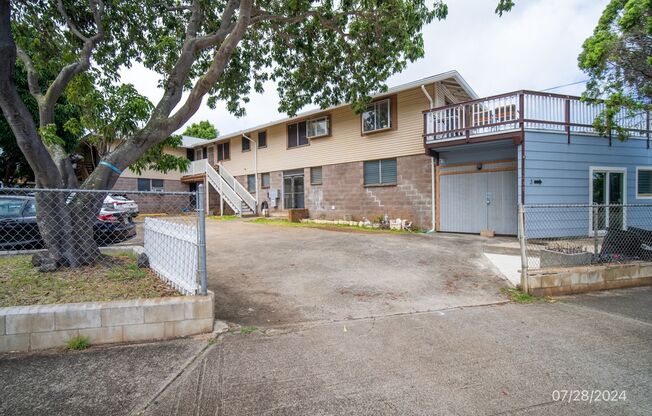 PALOLO AVE, 3 BR/1 BATH/1 PARKING, AVAILABLE NOW!