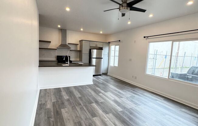 823 N. Gower