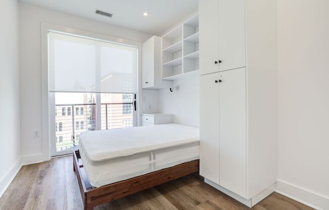Cassell Co-Living (Furnished Rooms)