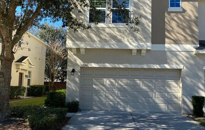 3 BEDROOM. 2.5 BATHROOM TOWNHOME IN OVIEDO