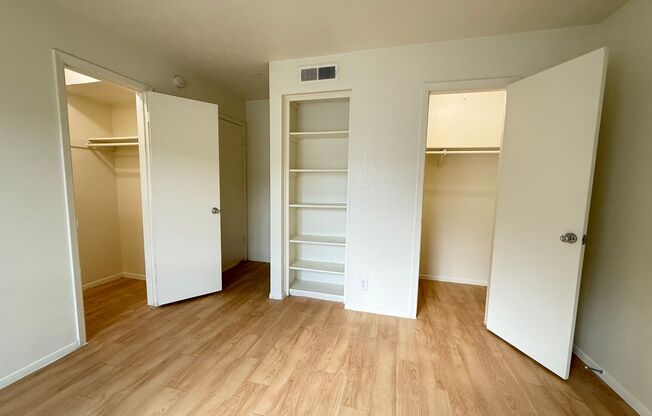 2 beds, 1 bath, 924 sqft, $1,699, Unit OPA-131