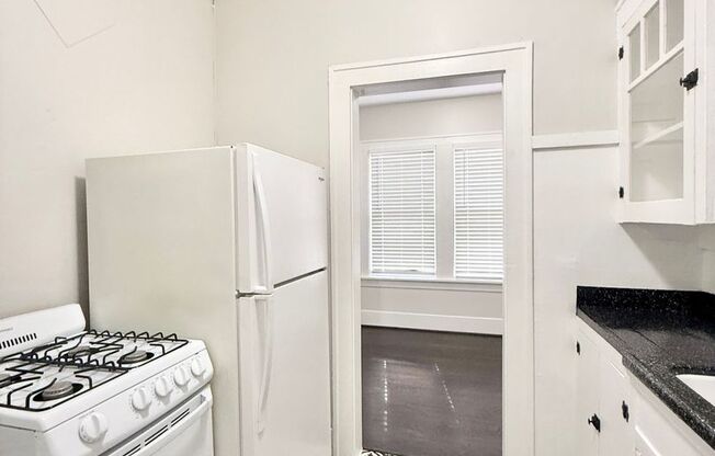 1 bed, 1 bath, $1,095, Unit B2611