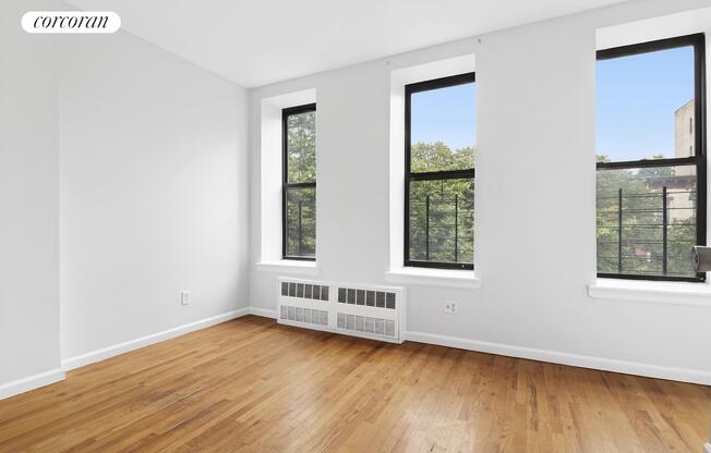 964 GREENE AVE