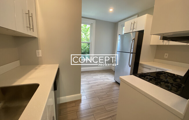 11 PLEASANT ST