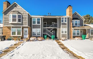 Beautifully remodeled condo in Smokey Hill - Available May 1st!!