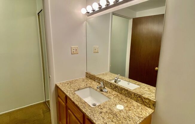 1 bed, 1 bath, 750 sqft, $1,145, Unit 504