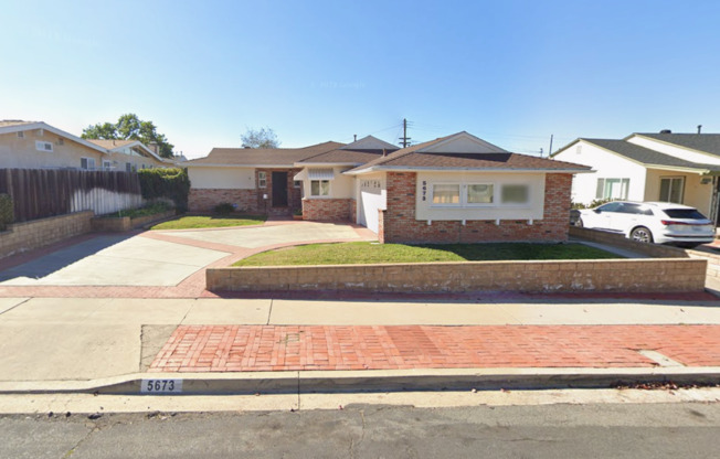 Spacious Allied Gardens Home with Expansive Living Space