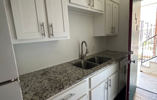 1 bed, 1 bath, 622 sqft, $1,085, Unit 202