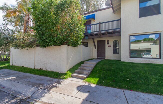 EXCELLENT 2BED, 1.5BATH TOWNHOUSE LOCATED NEAR 48TH ST & GUADALUPE