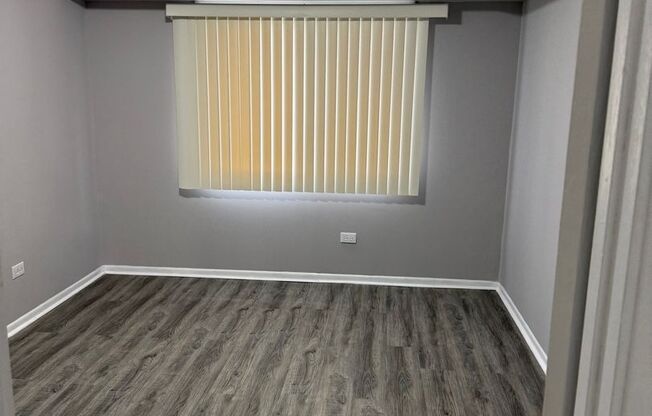 2 beds, 1 bath, $1,650, Unit 609-107