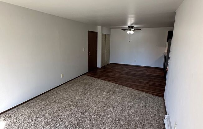 2 beds, 1 bath, 850 sqft, $1,199.99, Unit 104