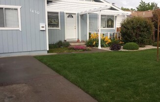 1430 DORIC DR