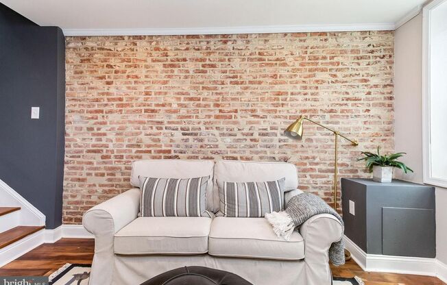 229 S. Chapel St - Lovely 2BR, 2.5BA TH in Butchers Hill