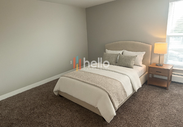 3209 E FOUNTAIN BLVD