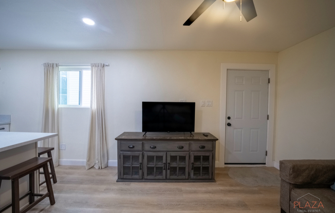 329 BEAUMONT CT
