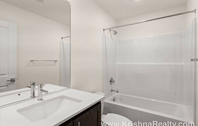 Stunning New Construction Ranch-Style Home in Highland Terrace – 3 Bed, 2 Bath for Rent!