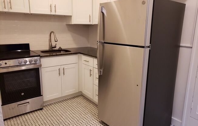 Studio, 1 bath, 513 sqft, $1,595, Unit 101