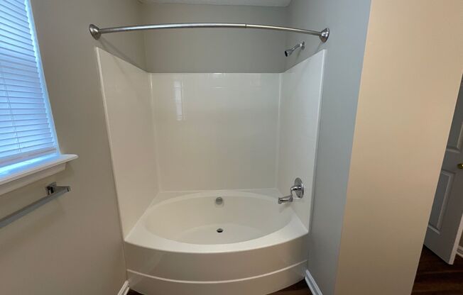 1 bed, 1 bath, 871 sqft, $1,175, Unit 2768-4