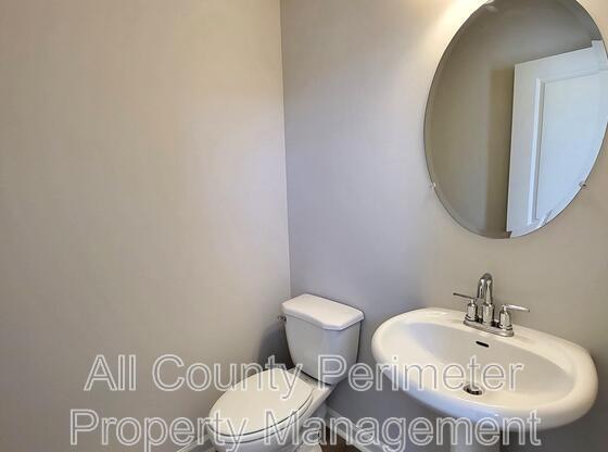4015 GDN LN