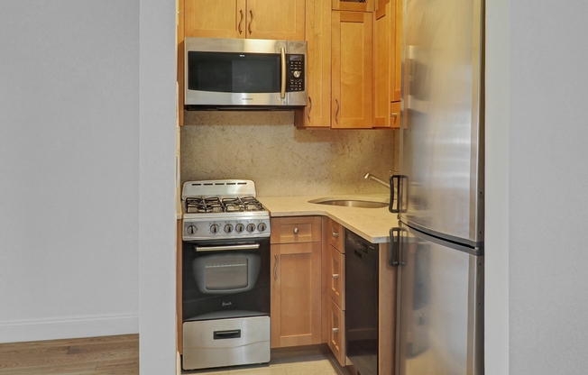 245 E 24 ST
