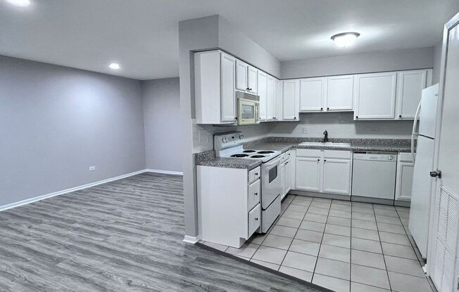 2 beds, 1 bath, $1,550, Unit 609-106