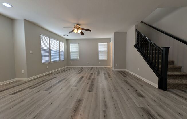 SPLIT LEVEL HOME IN NORTHWEST LAS VEGAS FOR RENT