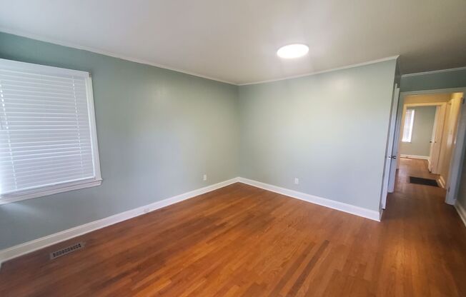 1821 Seabrook ~ Holly Springs