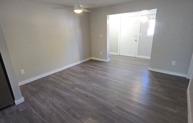 2 beds, 1 bath, 850 sqft, $1,195, Unit 18