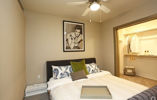 2 beds, 2 baths, 1,356 sqft, $2,712, Unit 511