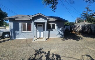 2 beds, 1 bath, $1,250